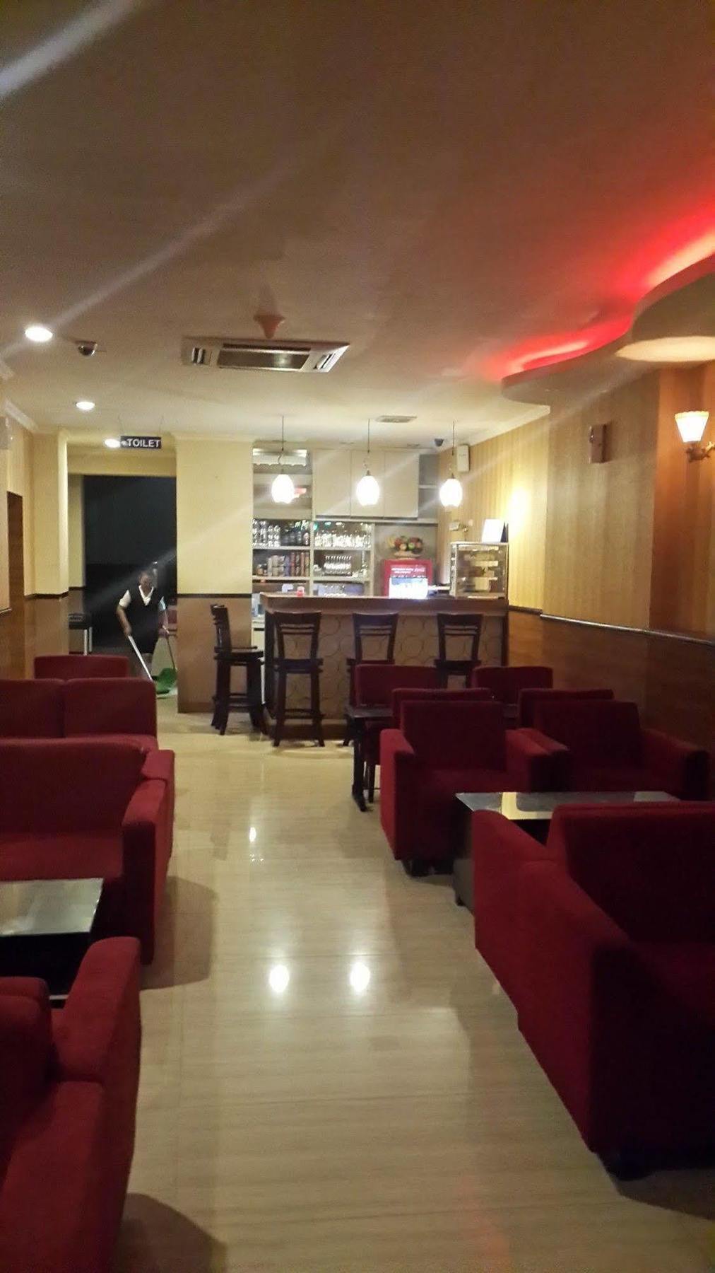 California Hotel 자카르타 외부 사진